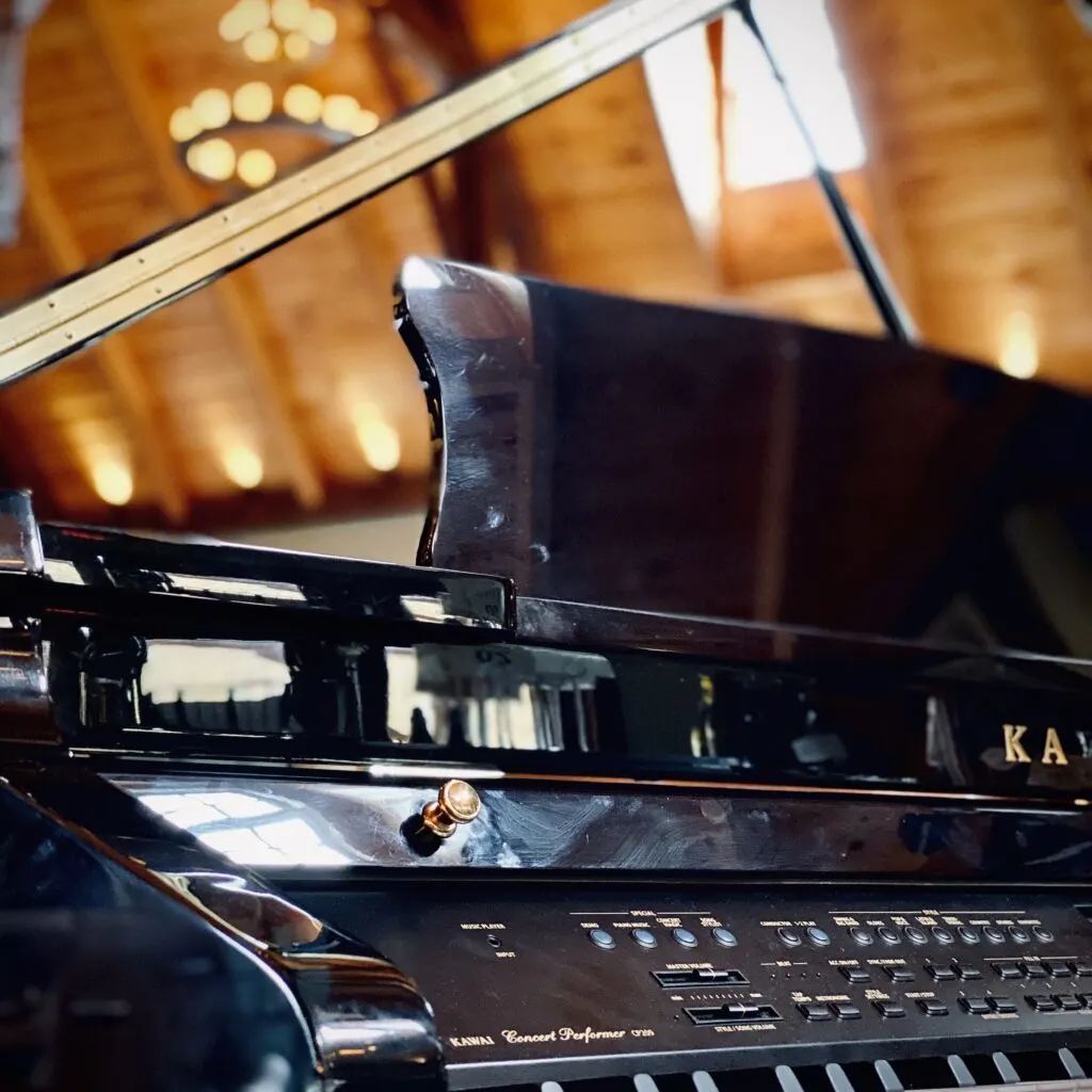 Live Music Featuring Neil McKillip