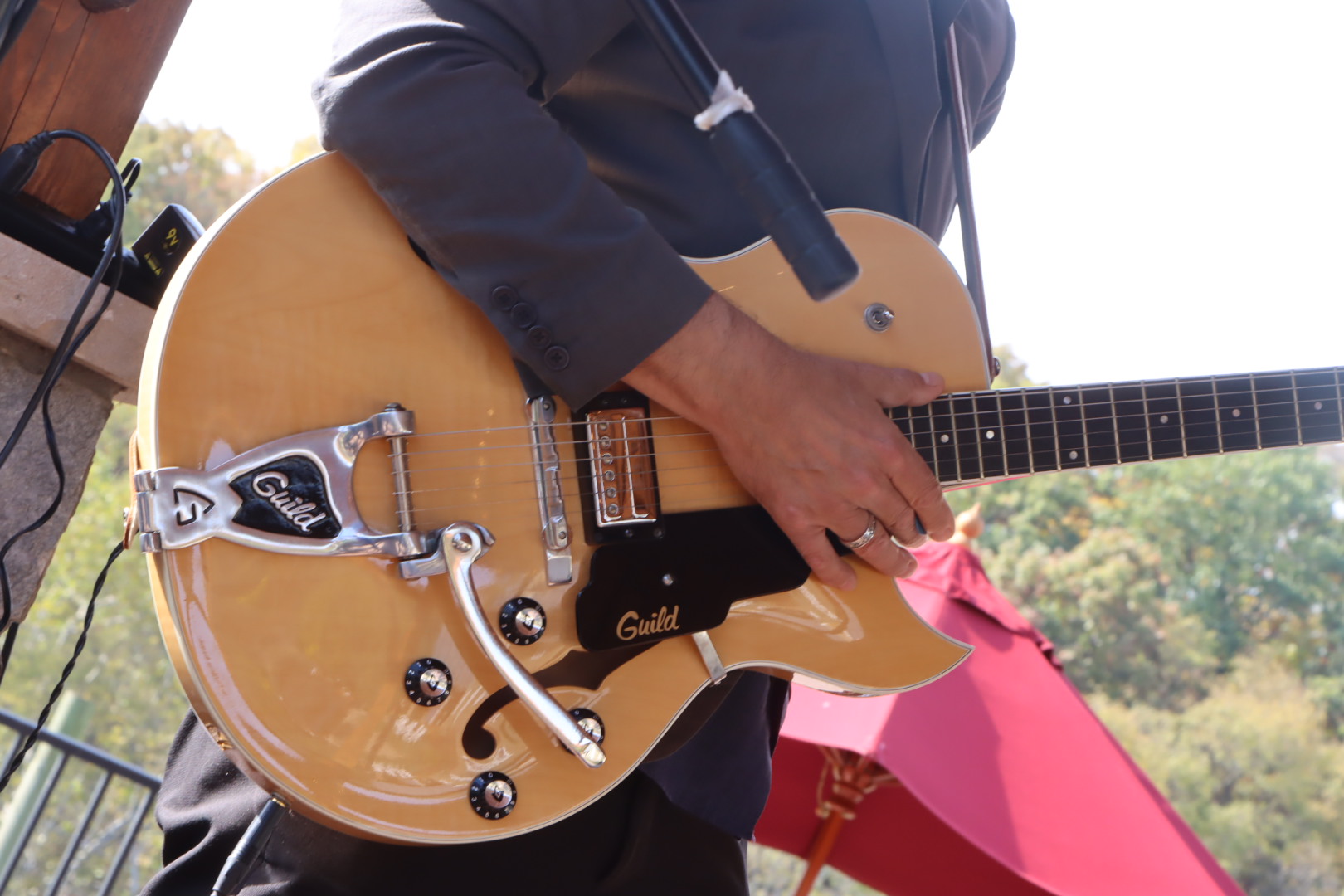 Live Music Featuring Alex Barnett