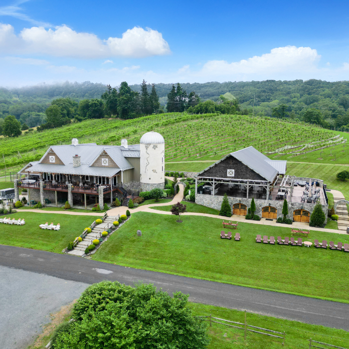 Creek's Edge Winery logo