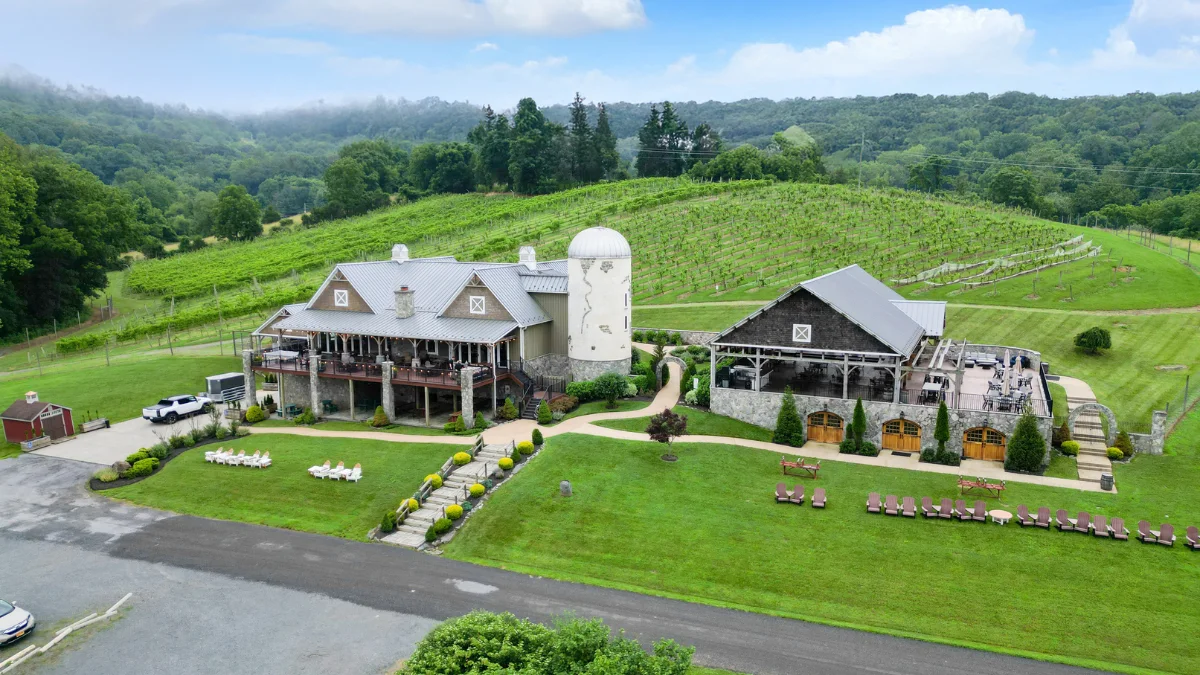 Creek's Edge Winery in Loudoun County, VA.