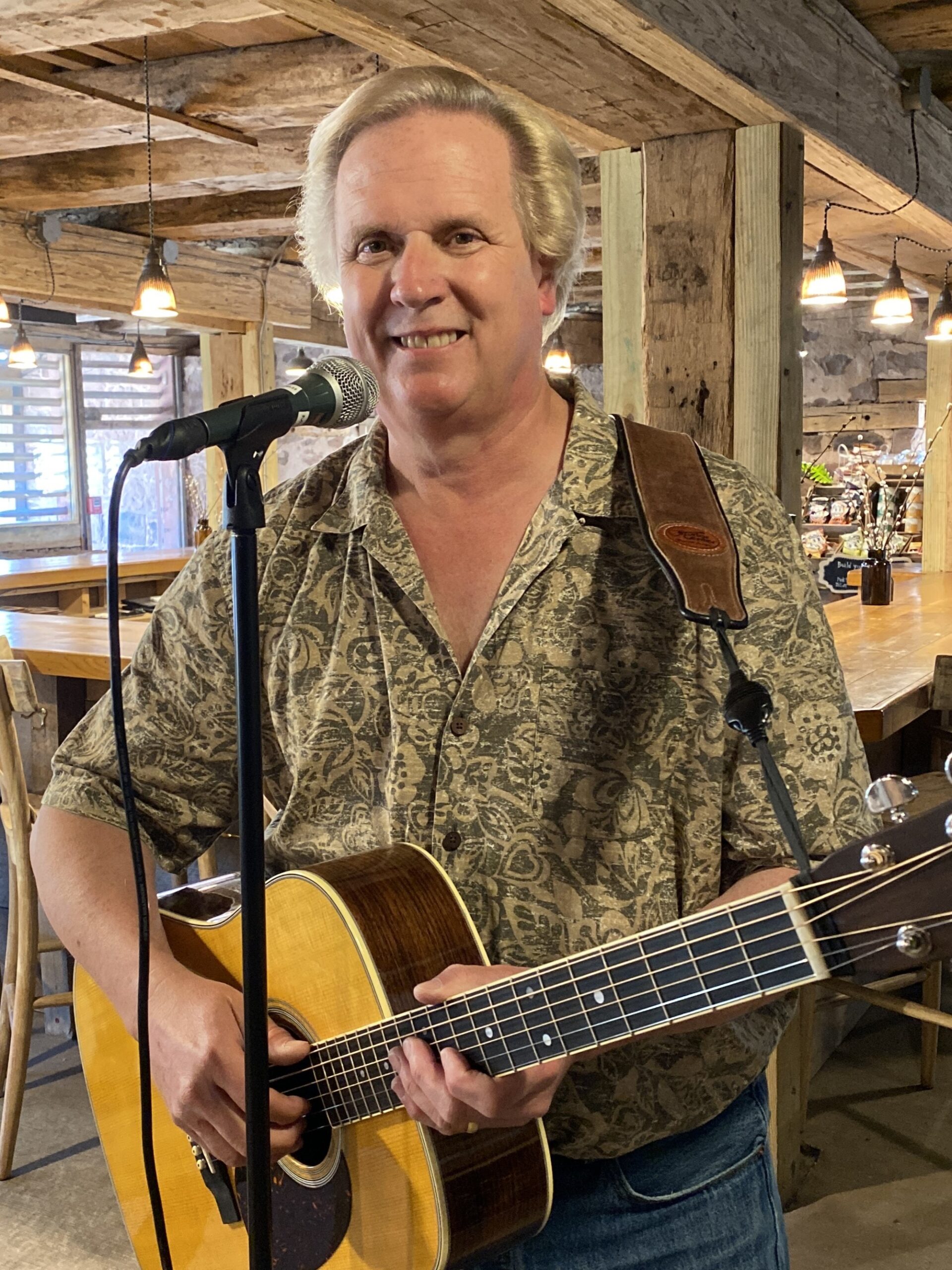 Live Music Featuring Doug Bell